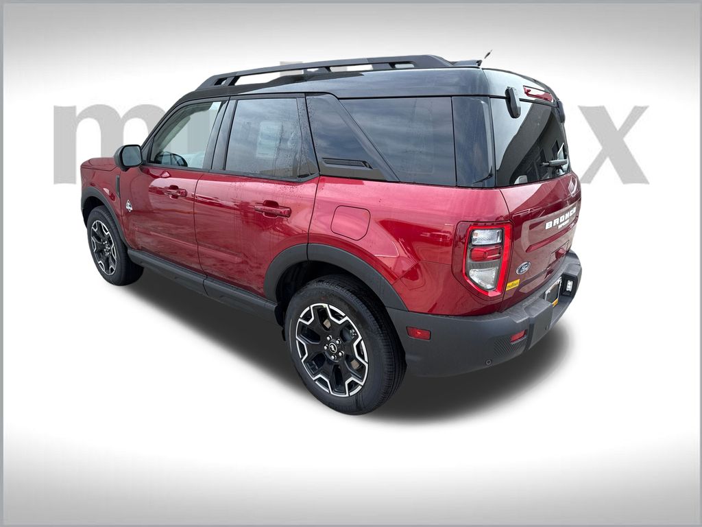 2025 Ford Bronco Sport Outer Banks photo 3
