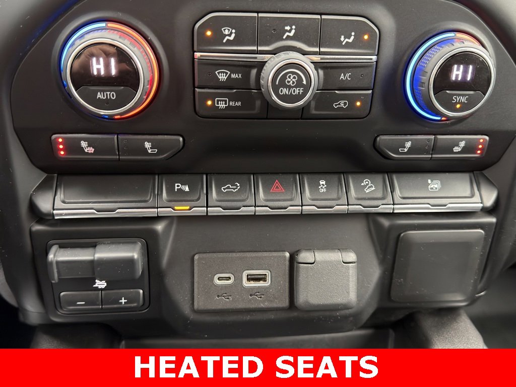 2021 Chevrolet Silverado 2500HD LT photo 2