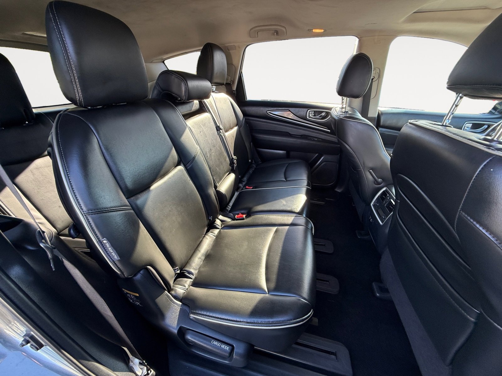 2019 Infiniti QX60 Pure photo 17