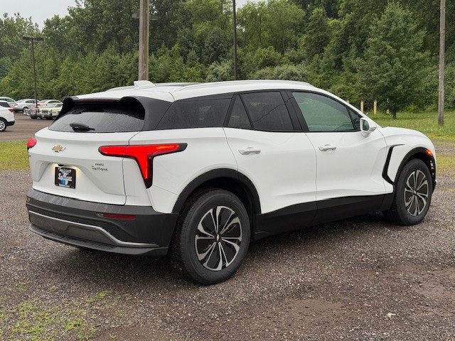 2025 Chevrolet Blazer EV photo 3