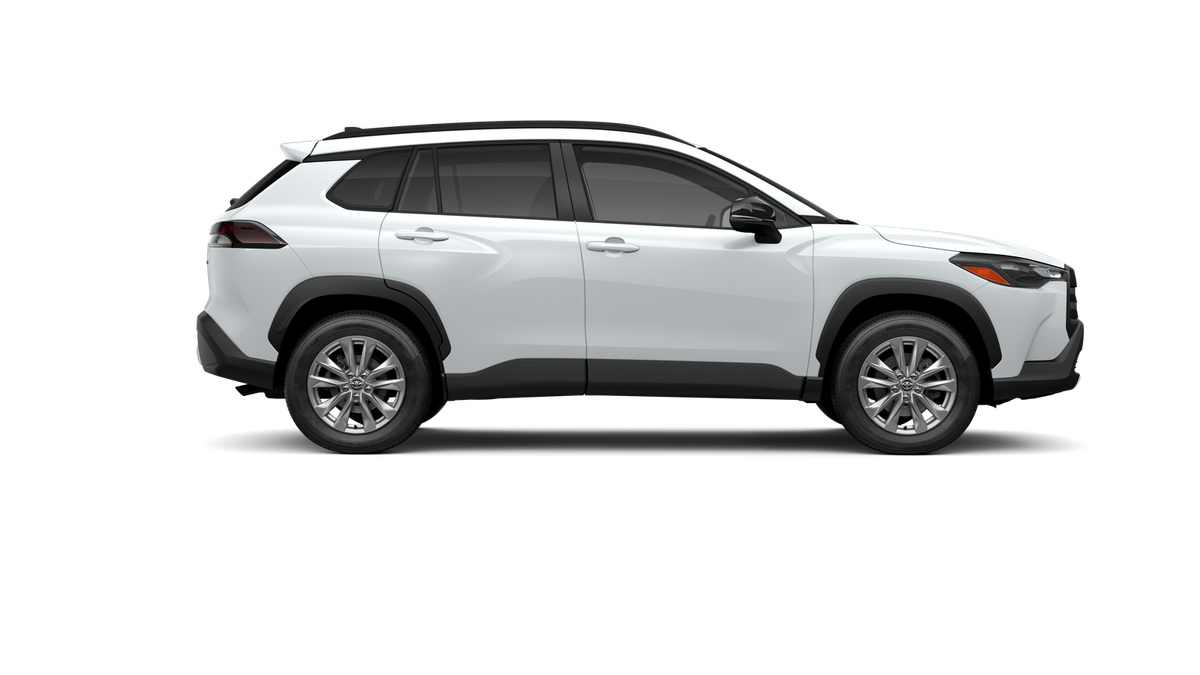 2026 Toyota Corolla Cross LE photo 39