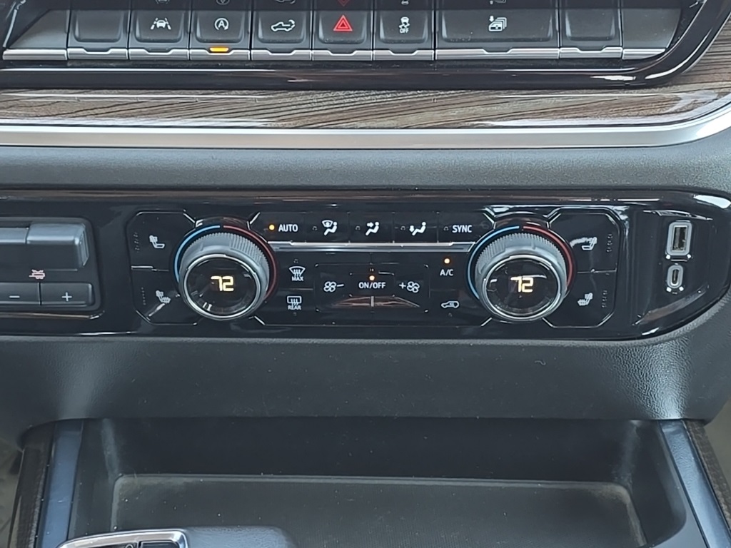 2022 Chevrolet Silverado 1500 RST photo 15