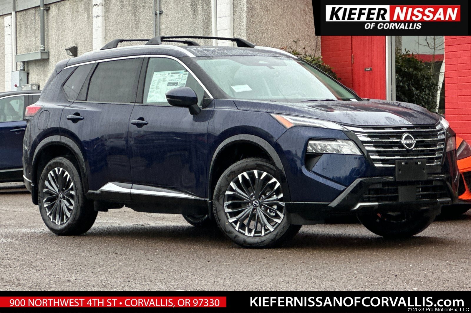 2026 Nissan Rogue Platinum's photo