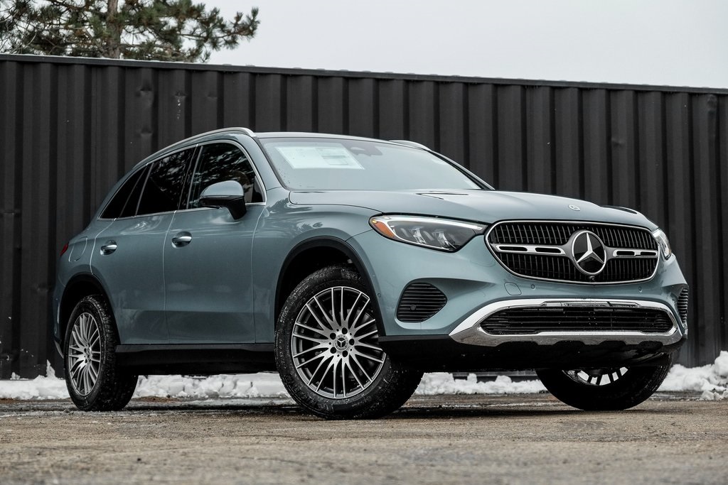 2026 Mercedes-Benz GLC Base's photo