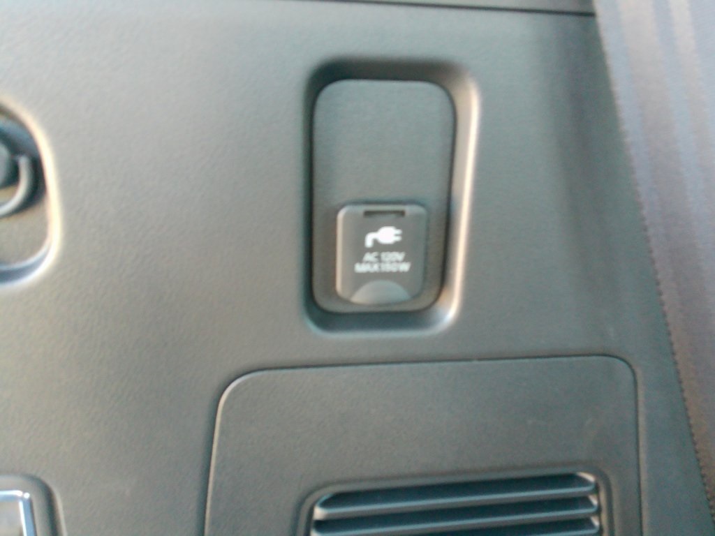 2025 Nissan Armada SL photo 24