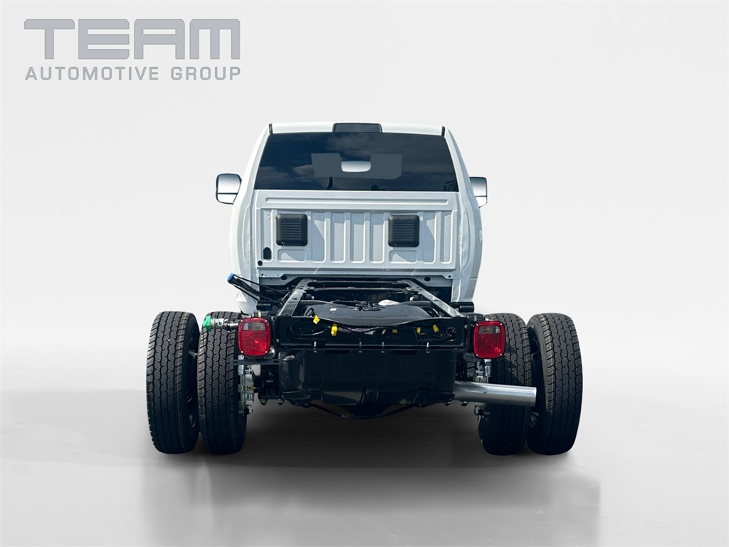 2025 Ram 5500 Tradesman photo 6