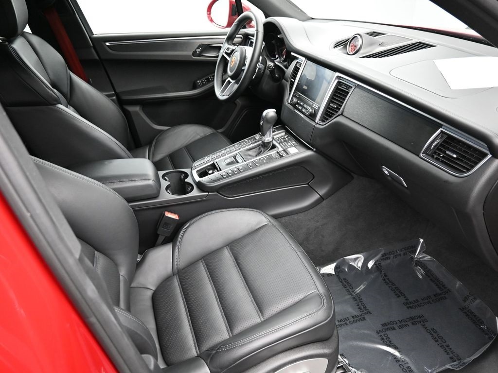 2018 Porsche Macan GTS photo 9