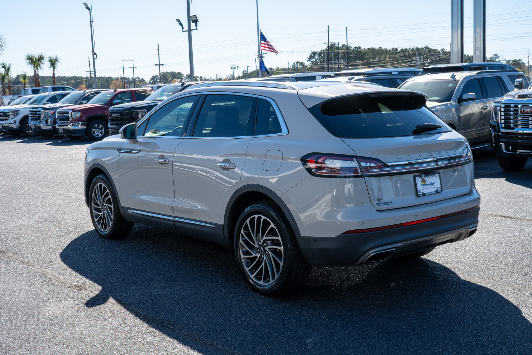 2020 Lincoln Nautilus Reserve photo 4