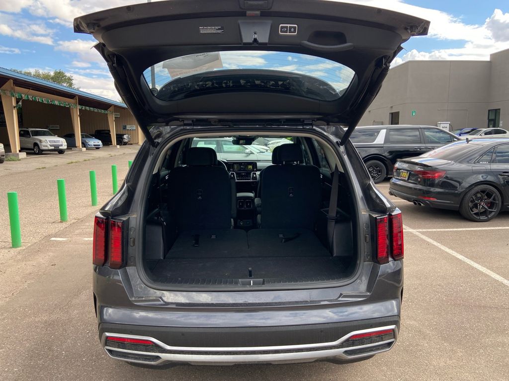 2024 Kia Sorento Hybrid EX photo 18