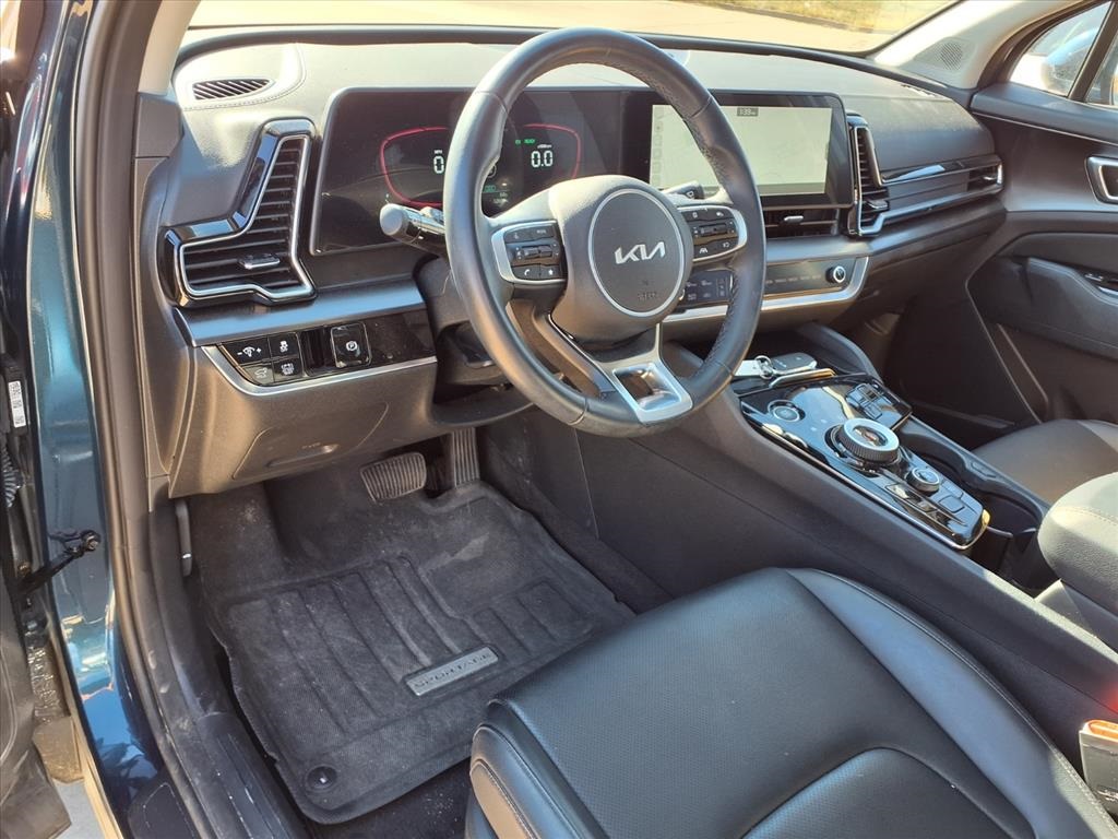 2025 Kia Sportage Hybrid EX photo 4