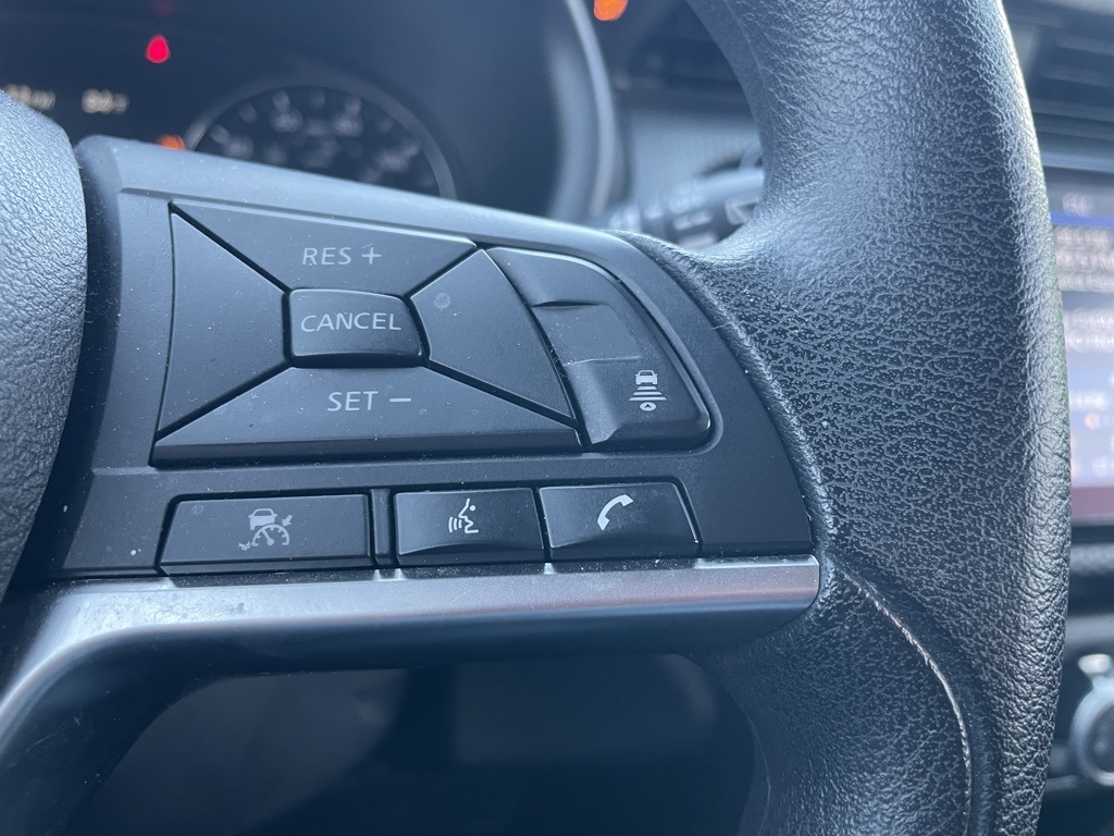 2023 Nissan Kicks SV photo 9
