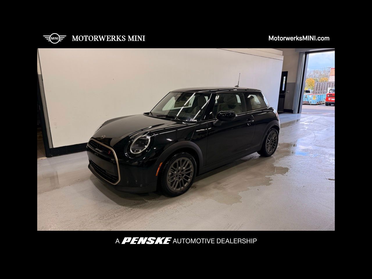 2025 MINI Hardtop 2 Door S's photo
