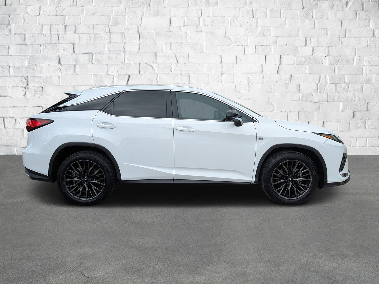 2022 Lexus RX F SPORT photo 3