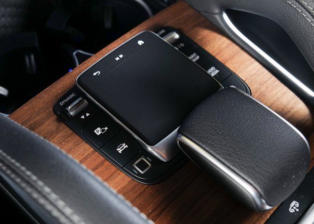 2025 Mercedes Benz GLE 580 4MATIC photo 16