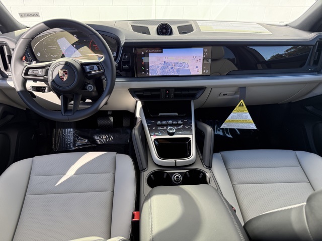 2026 Porsche Cayenne E-Hybrid Base photo 13