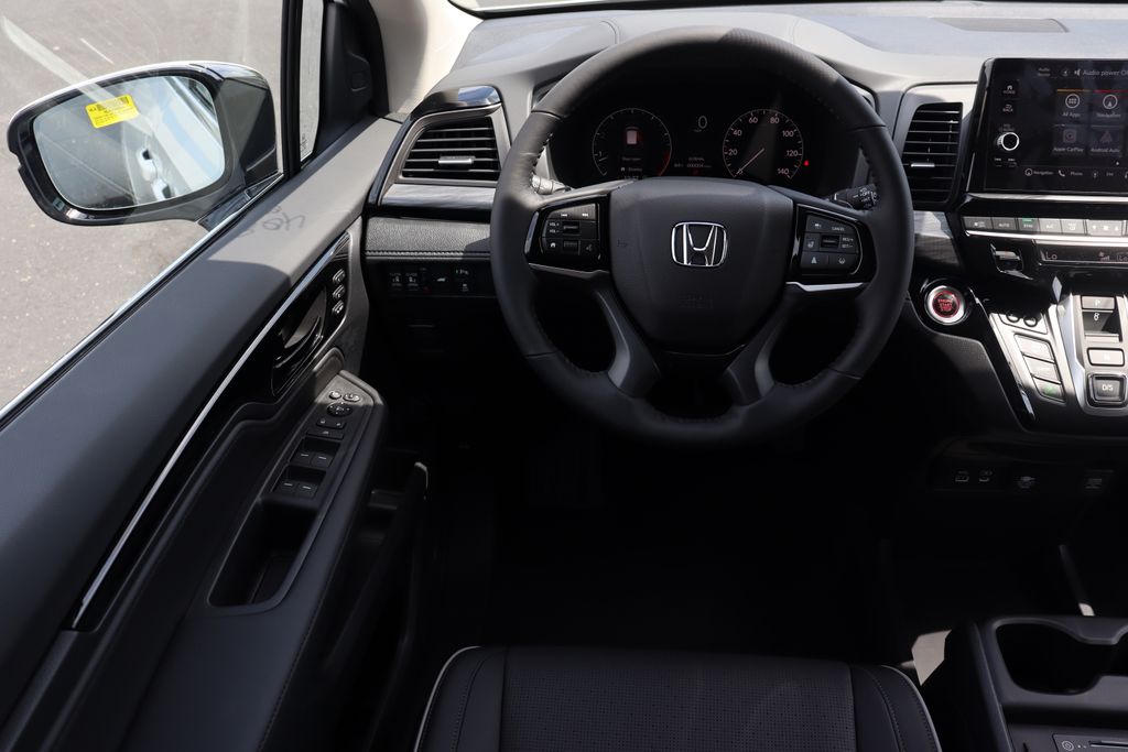 2026 Honda Odyssey Elite photo 17