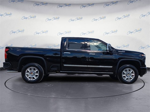 2025 Chevrolet Silverado 2500HD High Country photo 2