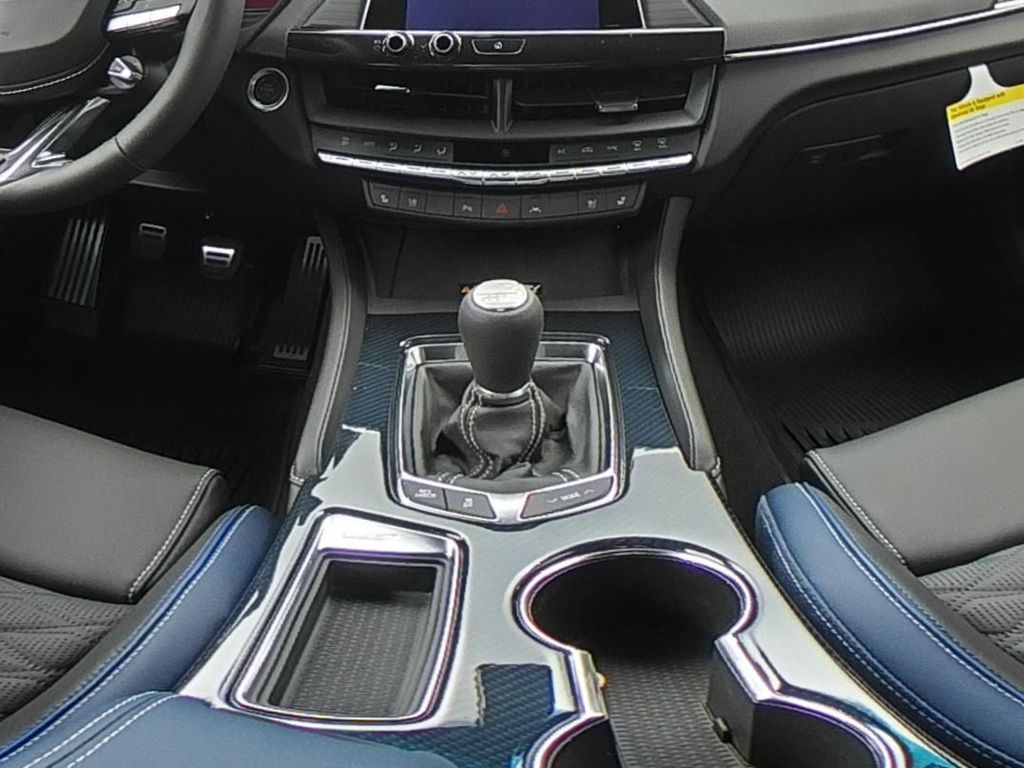 2025 Cadillac CT4 Blackwing photo 12