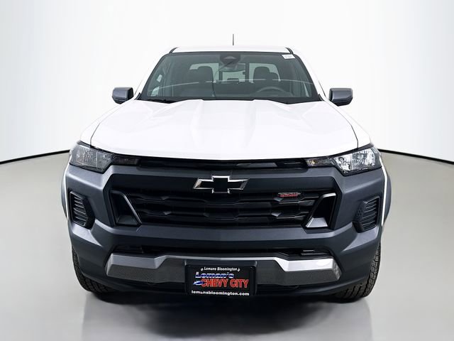 2025 Chevrolet Colorado Trail Boss photo 2