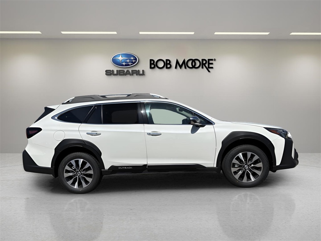 2025 Subaru Outback Touring XT photo 5