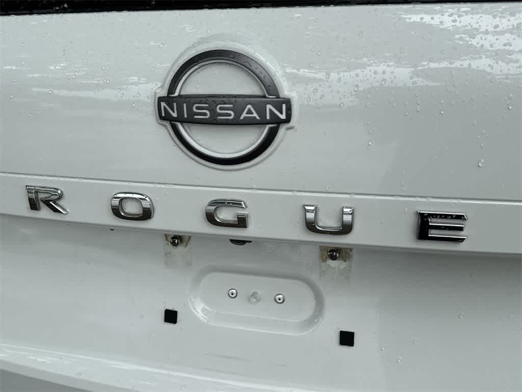 2023 Nissan Rogue S AWD photo 9