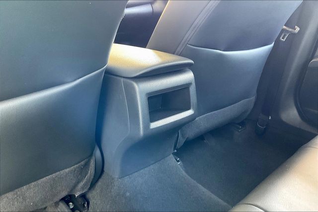 2023 Toyota Camry SE photo 31