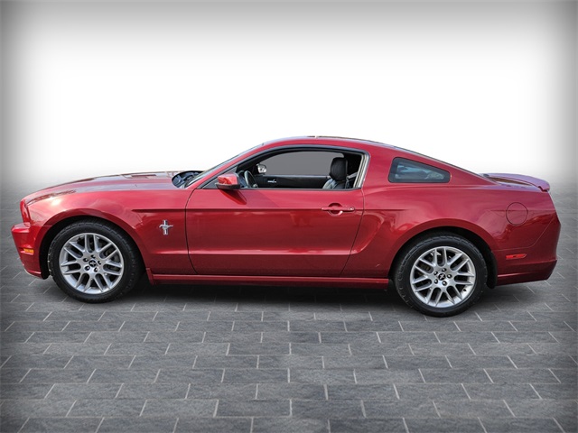 2014 Ford Mustang V6 Premium photo 4