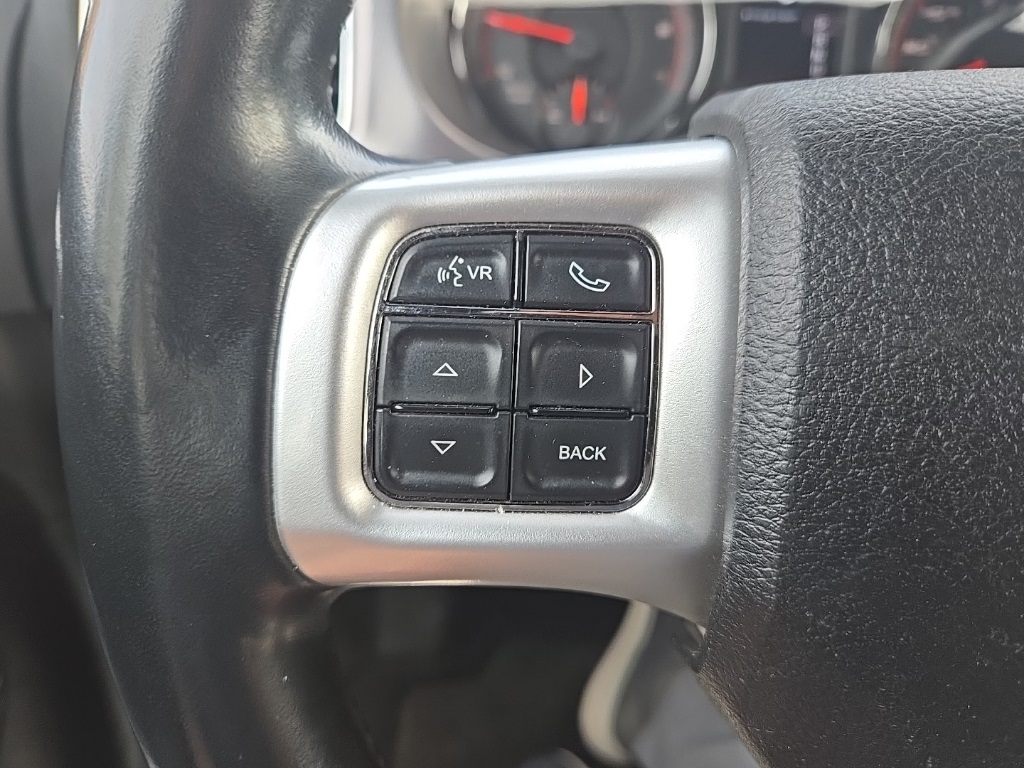 2013 Dodge Charger R/T photo 21