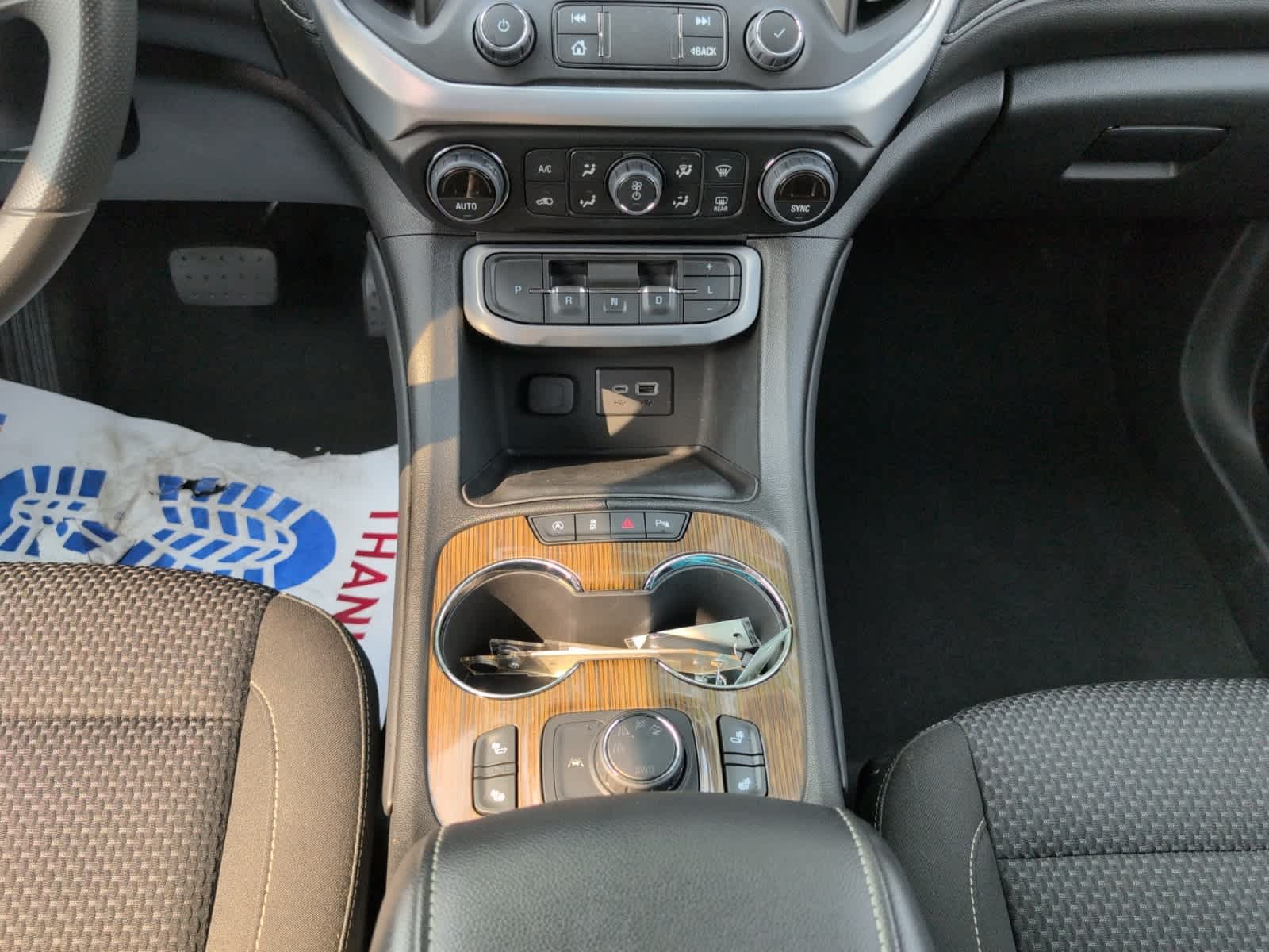 2023 Gmc Acadia SLE photo 15