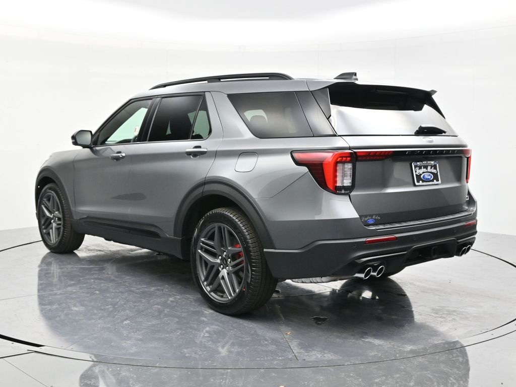 2026 Ford Explorer ST photo 4