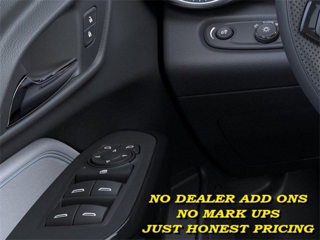 2025 Chevrolet Trax LT photo 19