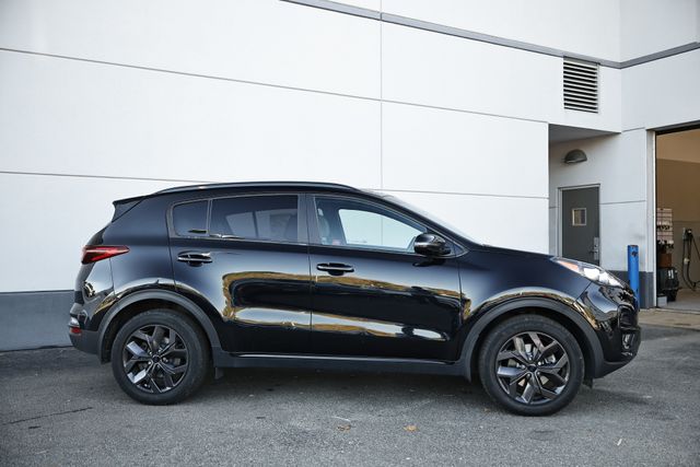 2022 Kia Sportage Nightfall Edition photo 3