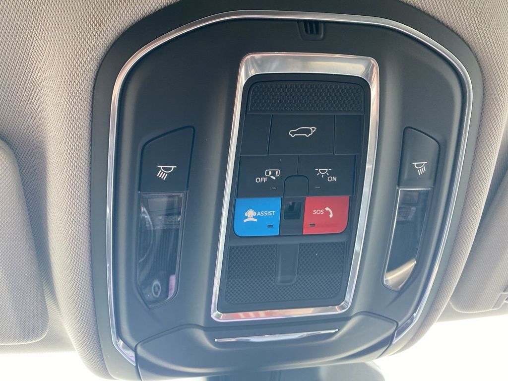 2023 Jeep Grand Cherokee Limited photo 28