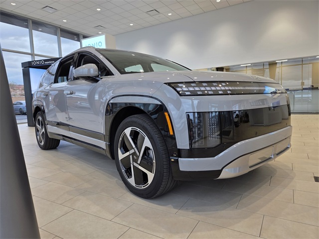 2026 Hyundai Ioniq Limited photo 2