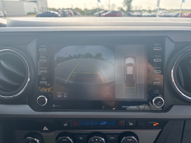 2022 Toyota Tacoma TRD Off-Road photo 9
