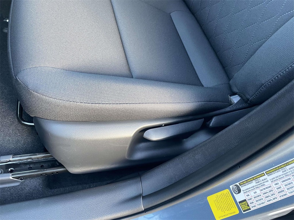 2026 Toyota Corolla LE photo 19