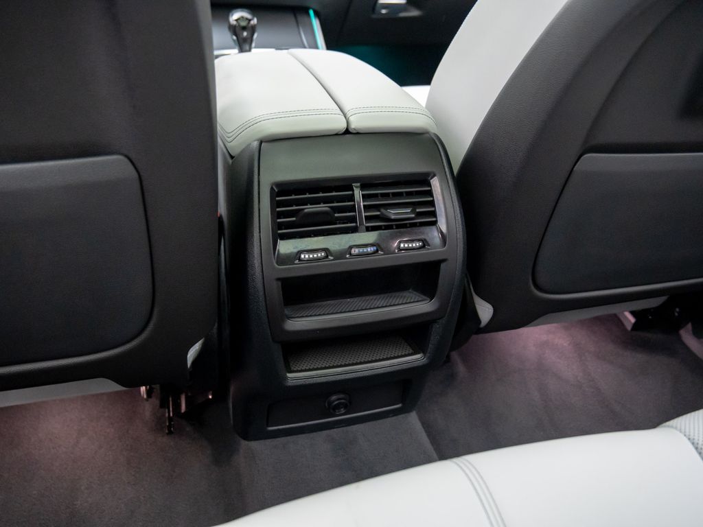 2023 Bmw X5 xDrive45e photo 16