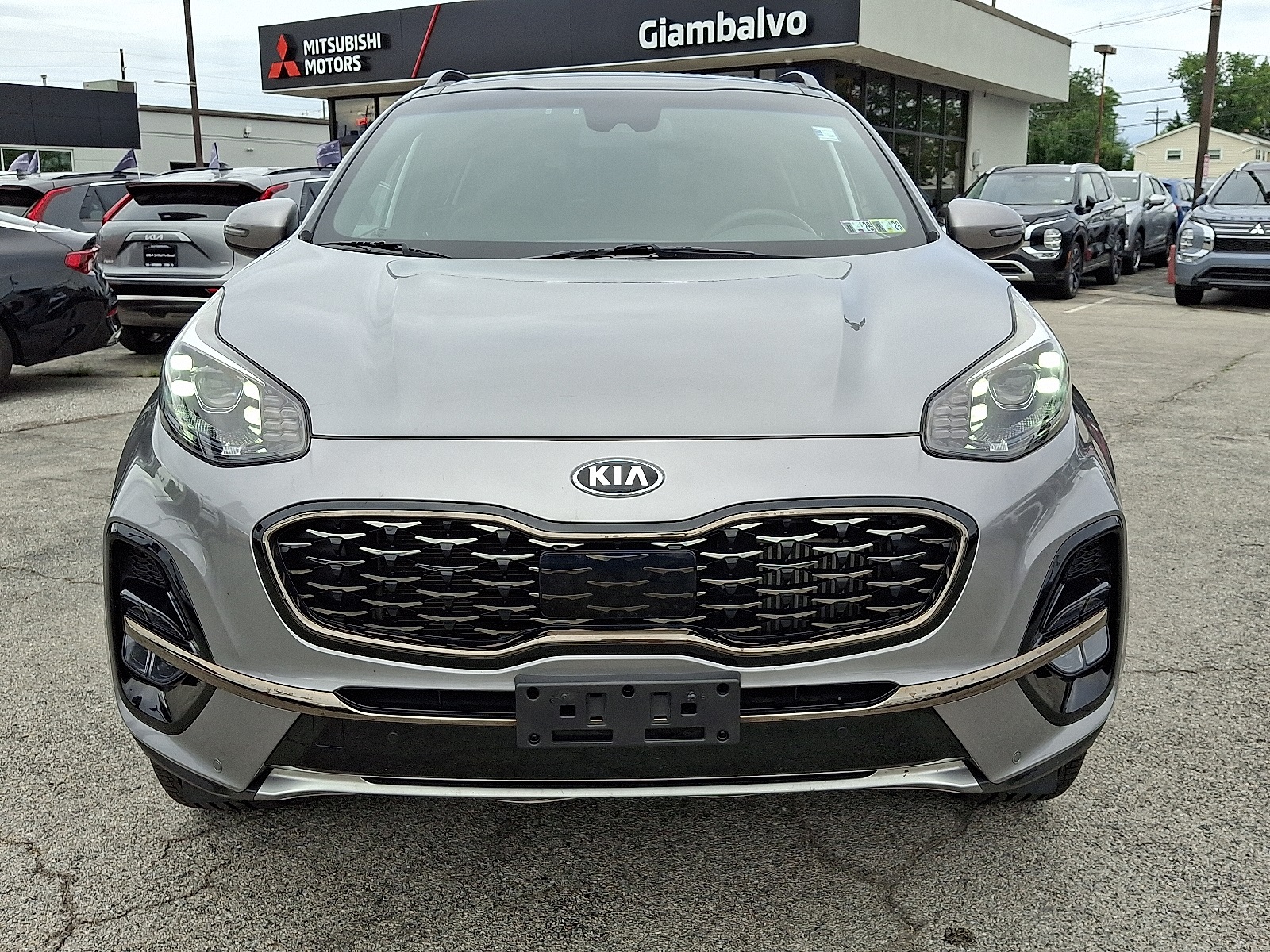 2022 Kia Sportage SX Turbo photo 2