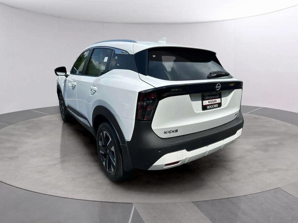2025 Nissan Kicks SV photo 4