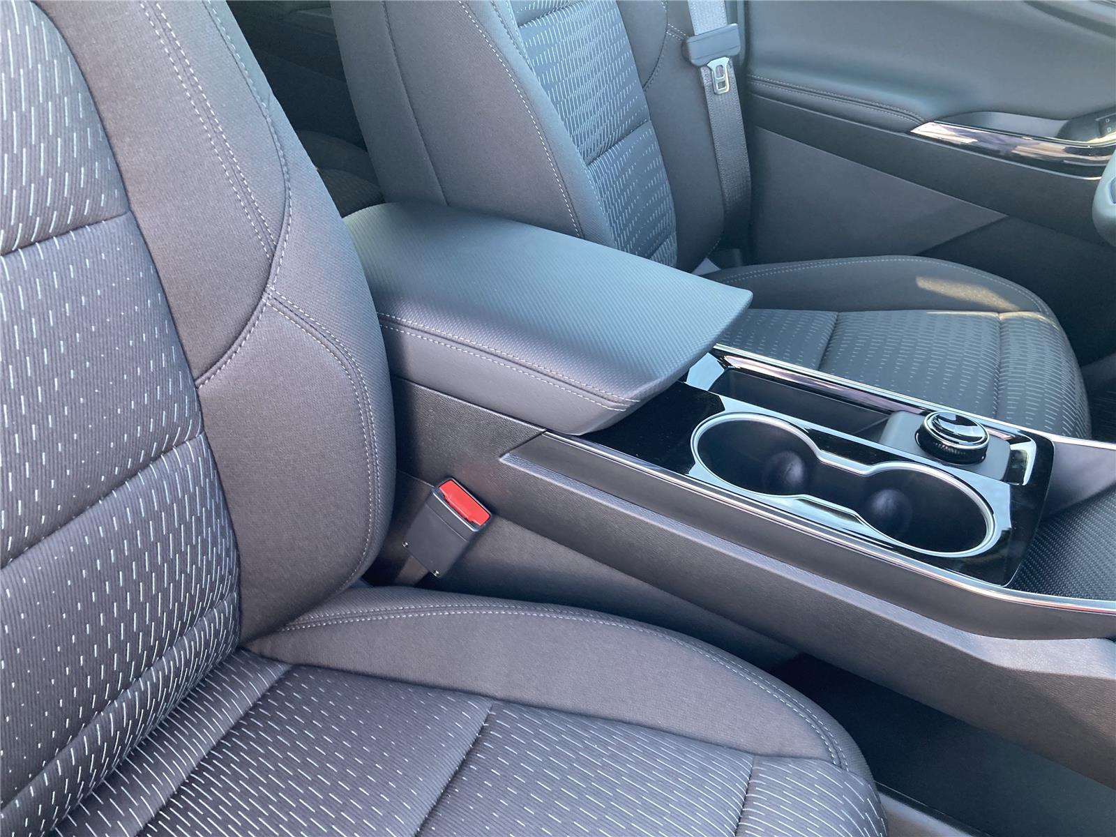 2026 Chevrolet Equinox LT photo 34
