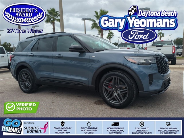 2026 Ford Explorer ST-LINE's photo