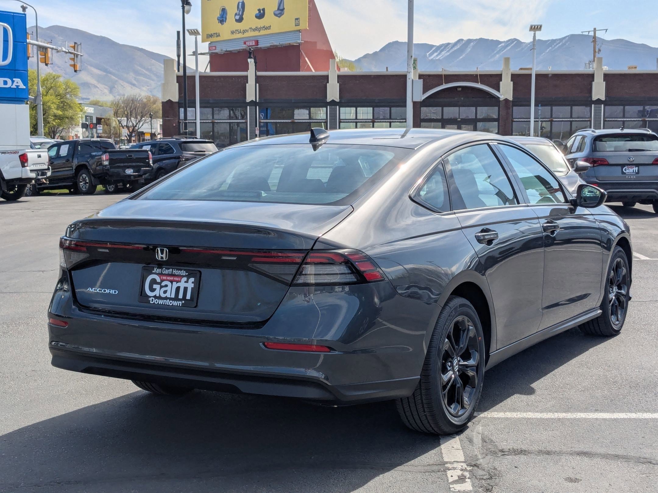 2025 Honda Accord SE photo 3