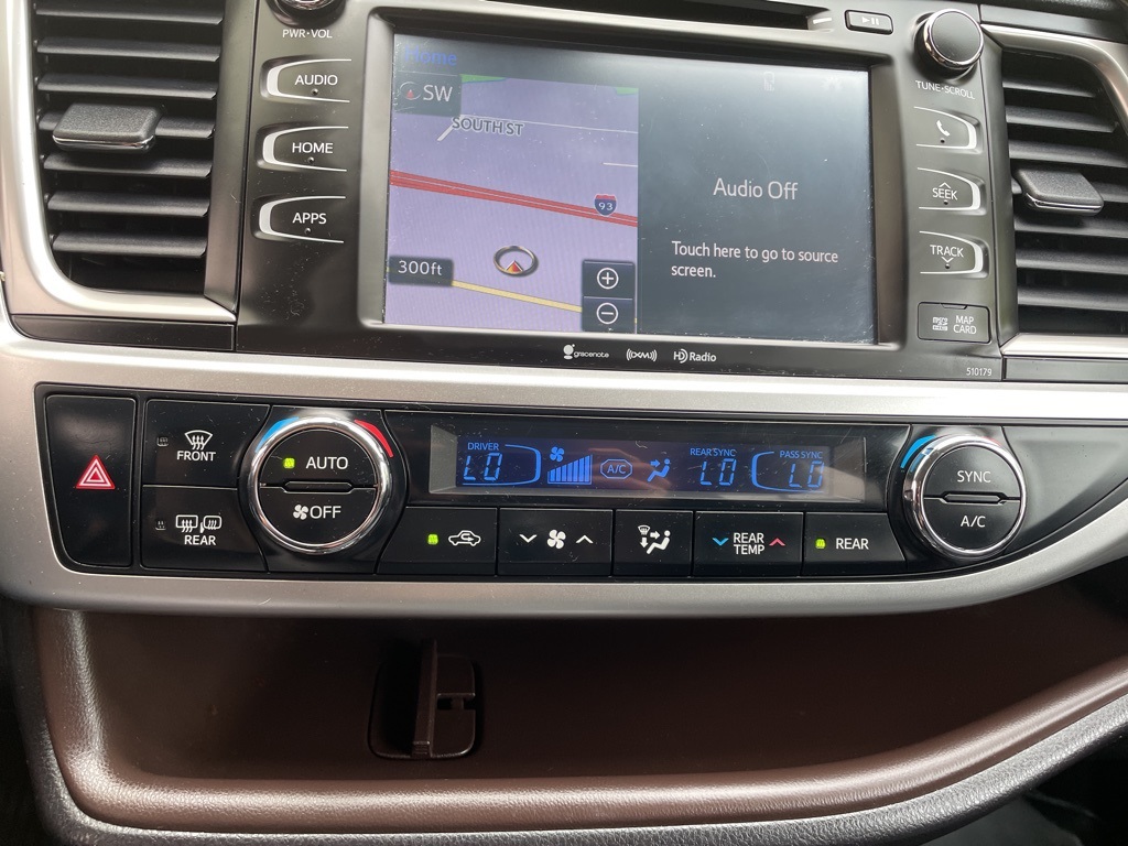 2018 Toyota Highlander XLE photo 14