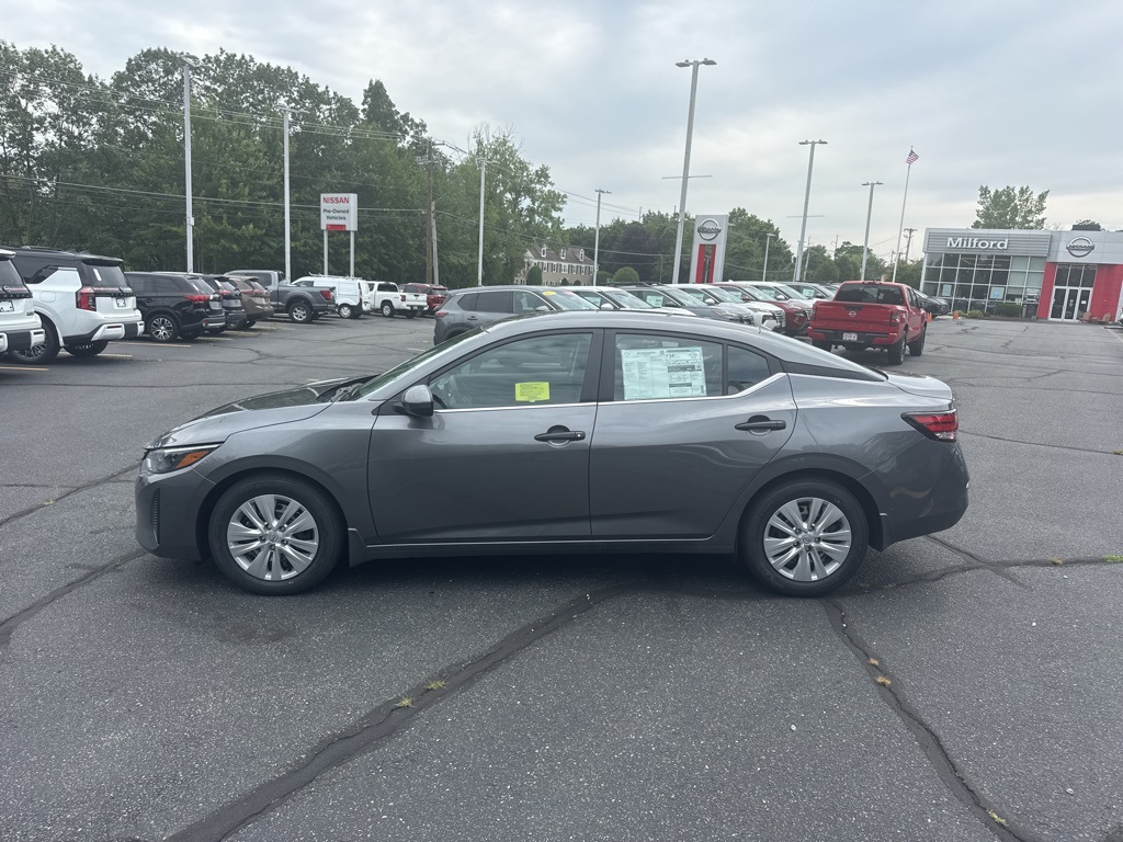 2025 Nissan Sentra S photo 2
