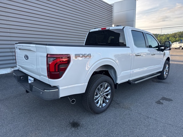 2025 Ford F-150 Lariat photo 3