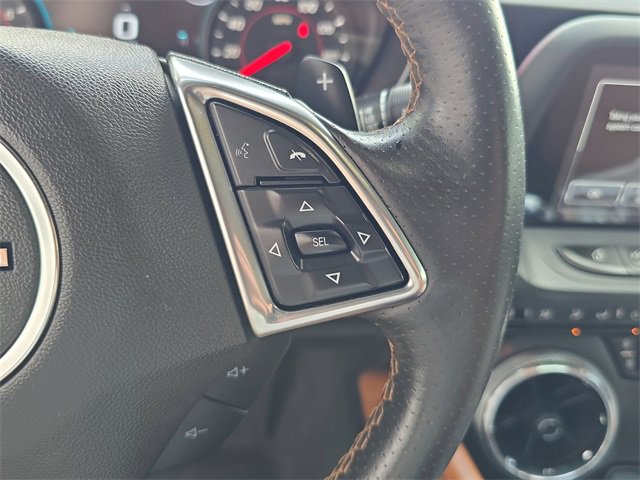 2017 Chevrolet Camaro 2LT photo 19