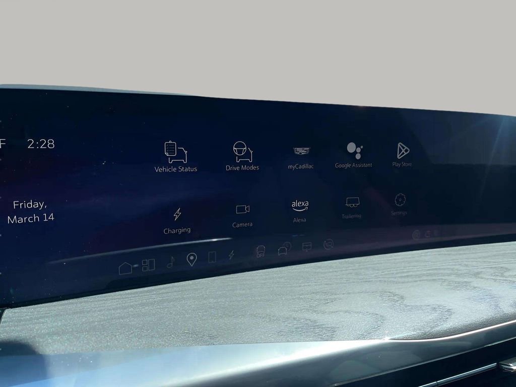 2025 Cadillac Escalade IQ Sport photo 32