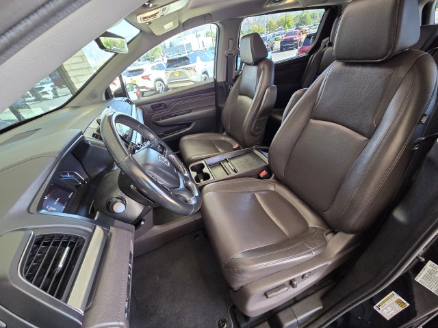 2019 Honda Odyssey Touring photo 13