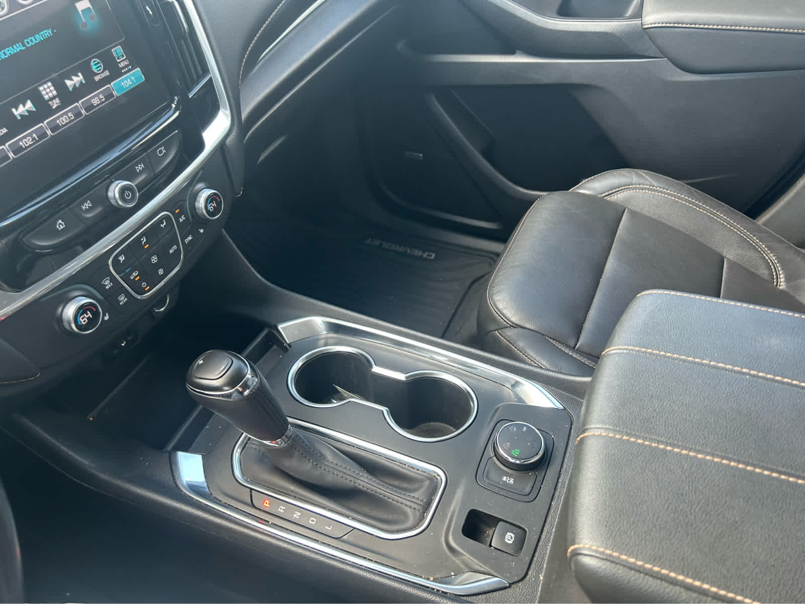 2019 Chevrolet Traverse RS photo 13