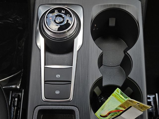 2025 Ford Escape Plug-In Hybrid photo 12